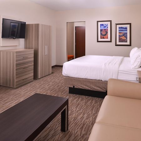 Holiday Inn Express & Suites Williams By Ihg Luaran gambar