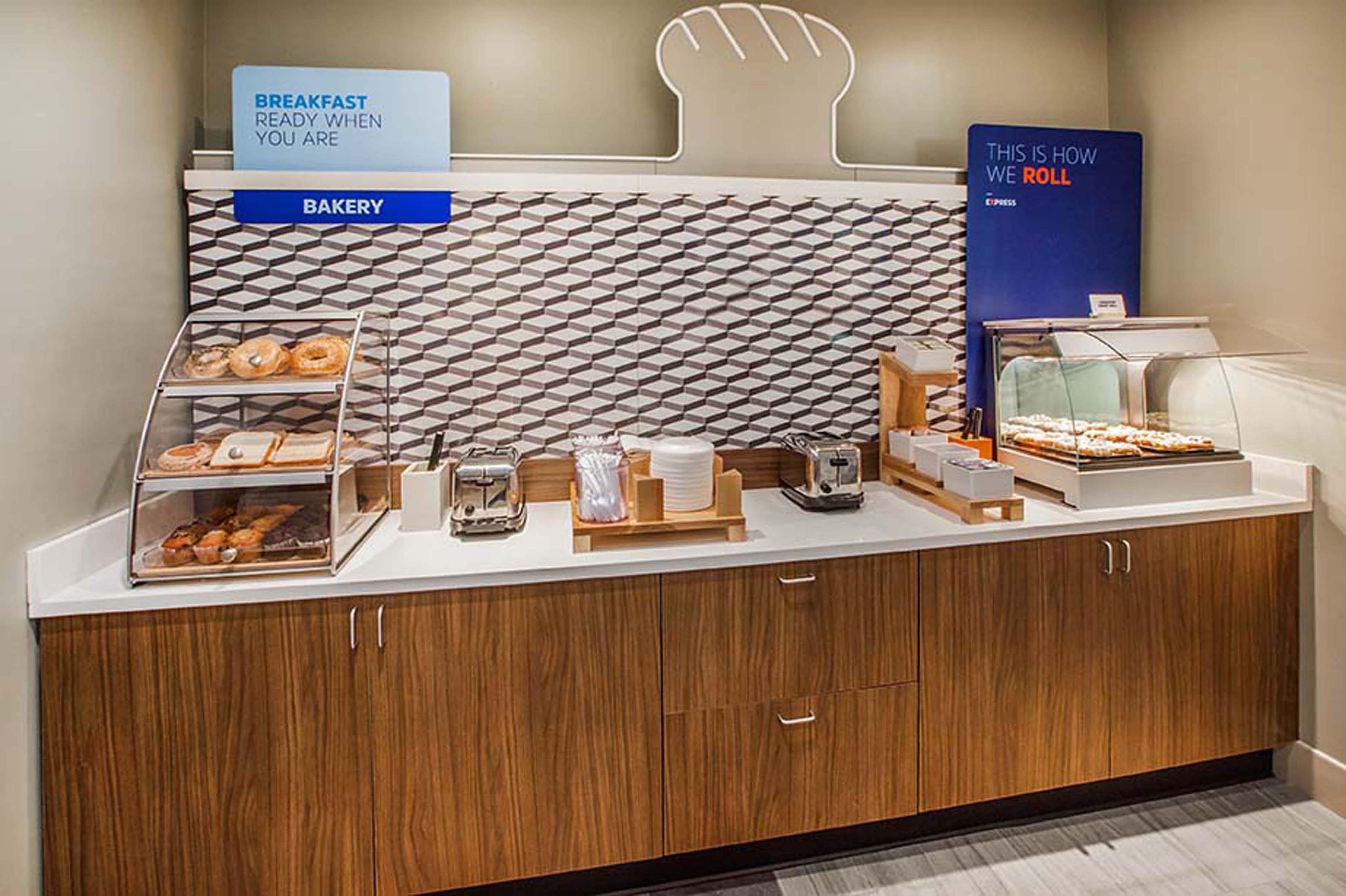 Holiday Inn Express & Suites Williams By Ihg Luaran gambar